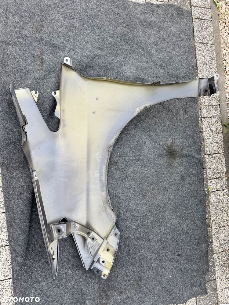 TOYOTA PRIUS III 8V1 BLOTNIK PRZOD PRAWY LEWY - 7