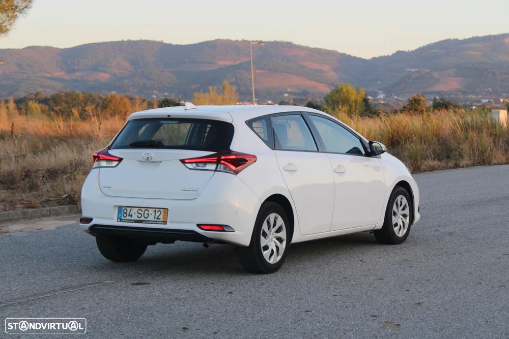 Toyota Auris 1.4 D-4D Comfort - 7