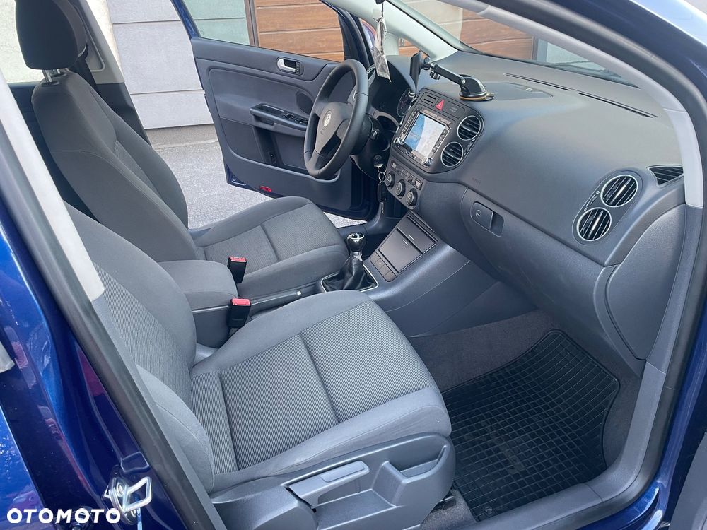 Volkswagen Golf Plus 1.6 FSI Trendline - 25