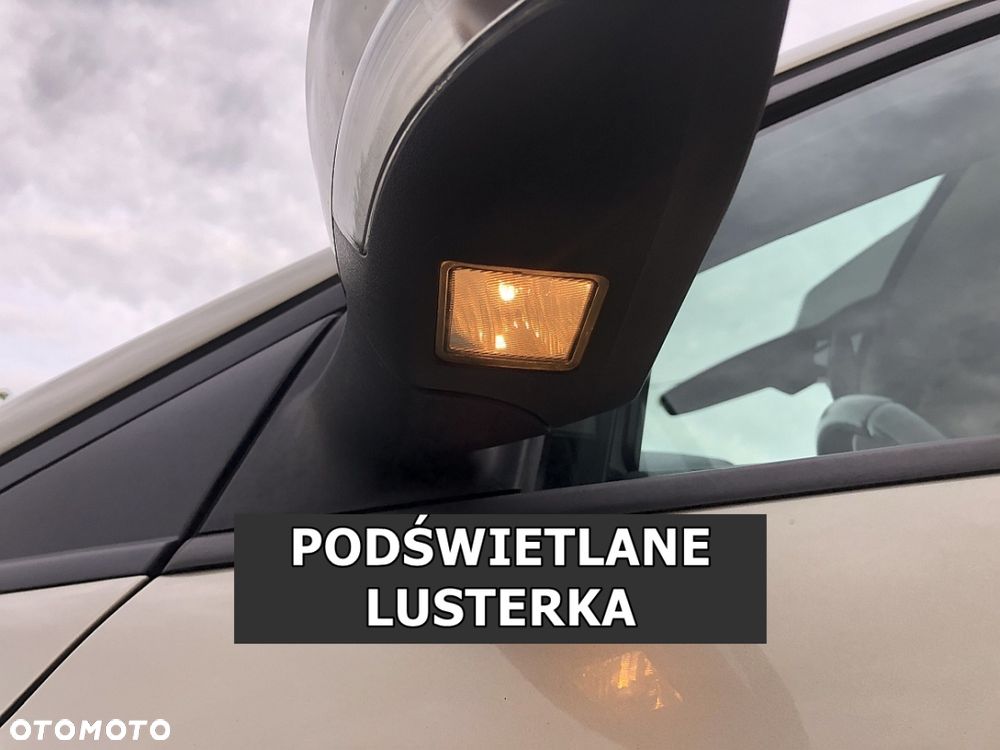Ford Focus 1.6 Trend - 27