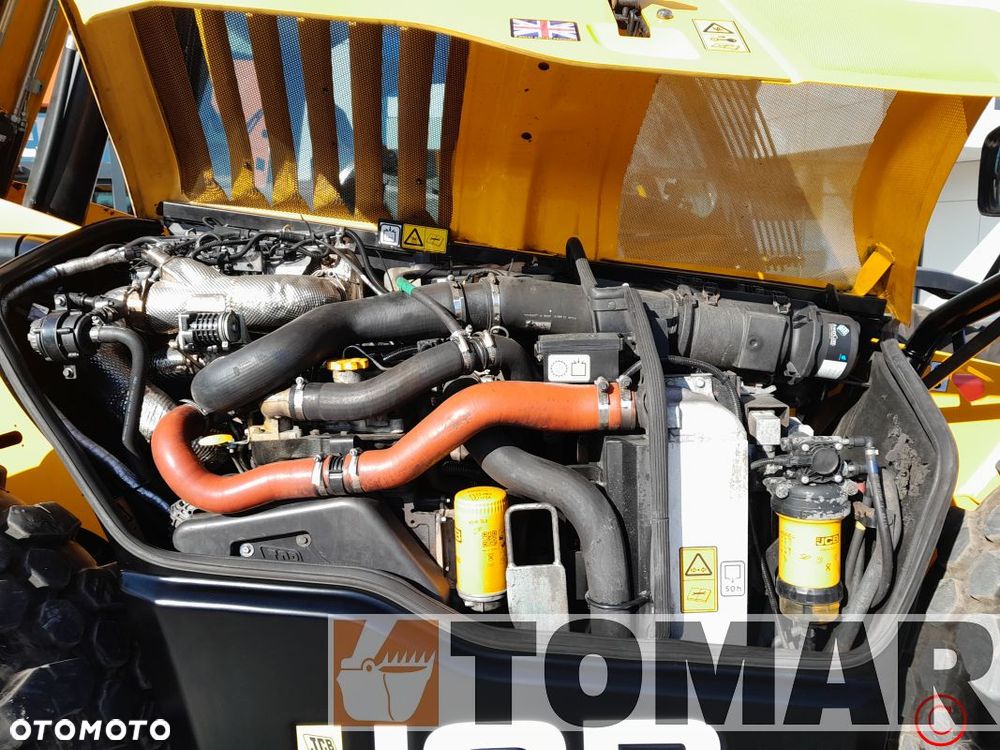 JCB 560-80 2023R agri - 18