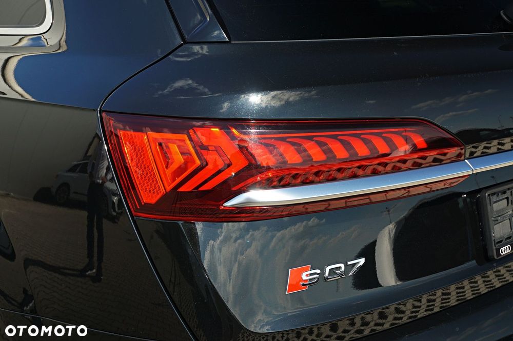 Audi SQ7 - 9