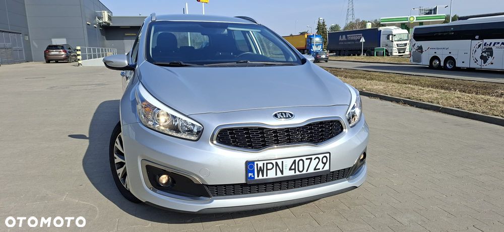 Kia Ceed 1.6 CRDi L - 1