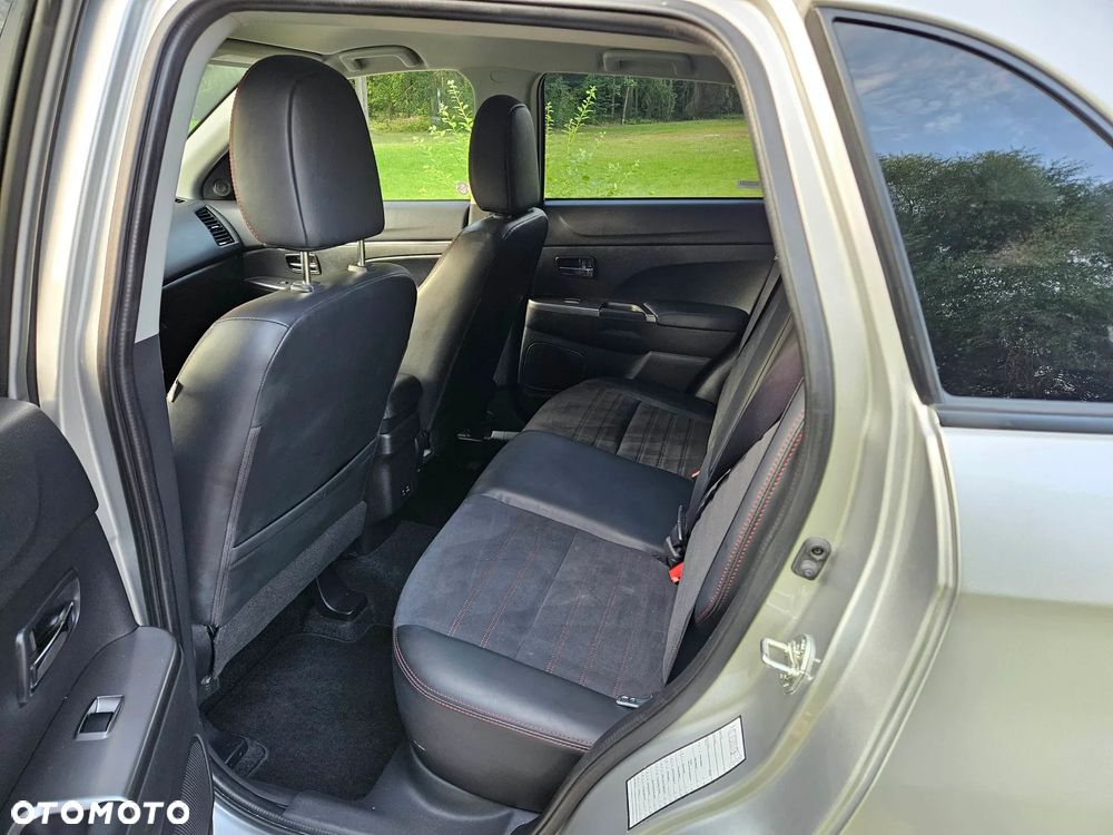 Mitsubishi Outlander 2.0 4WD CVT Spirit+ - 12