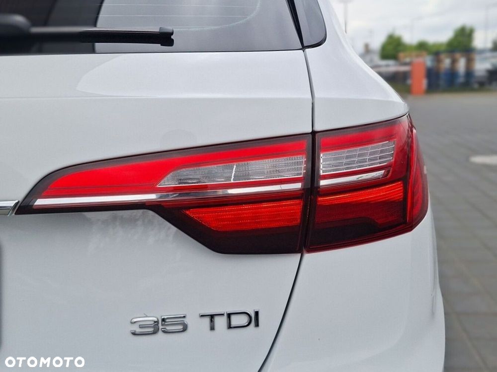 Audi A4 Avant 35 TDI mHEV S tronic - 29