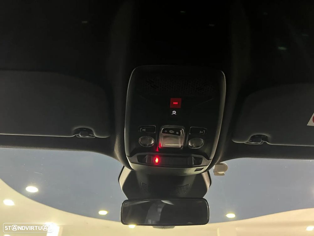 Peugeot 2008 - 25