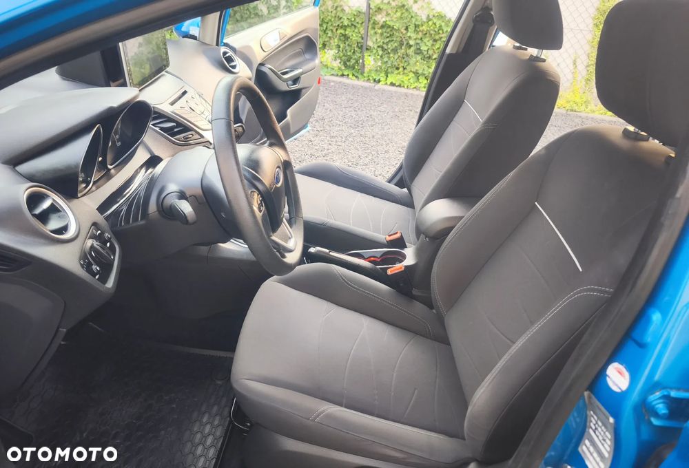 Ford Fiesta 1.0 EcoBoost Silver X Plus 2 (Titan.) ASS EU6 - 7