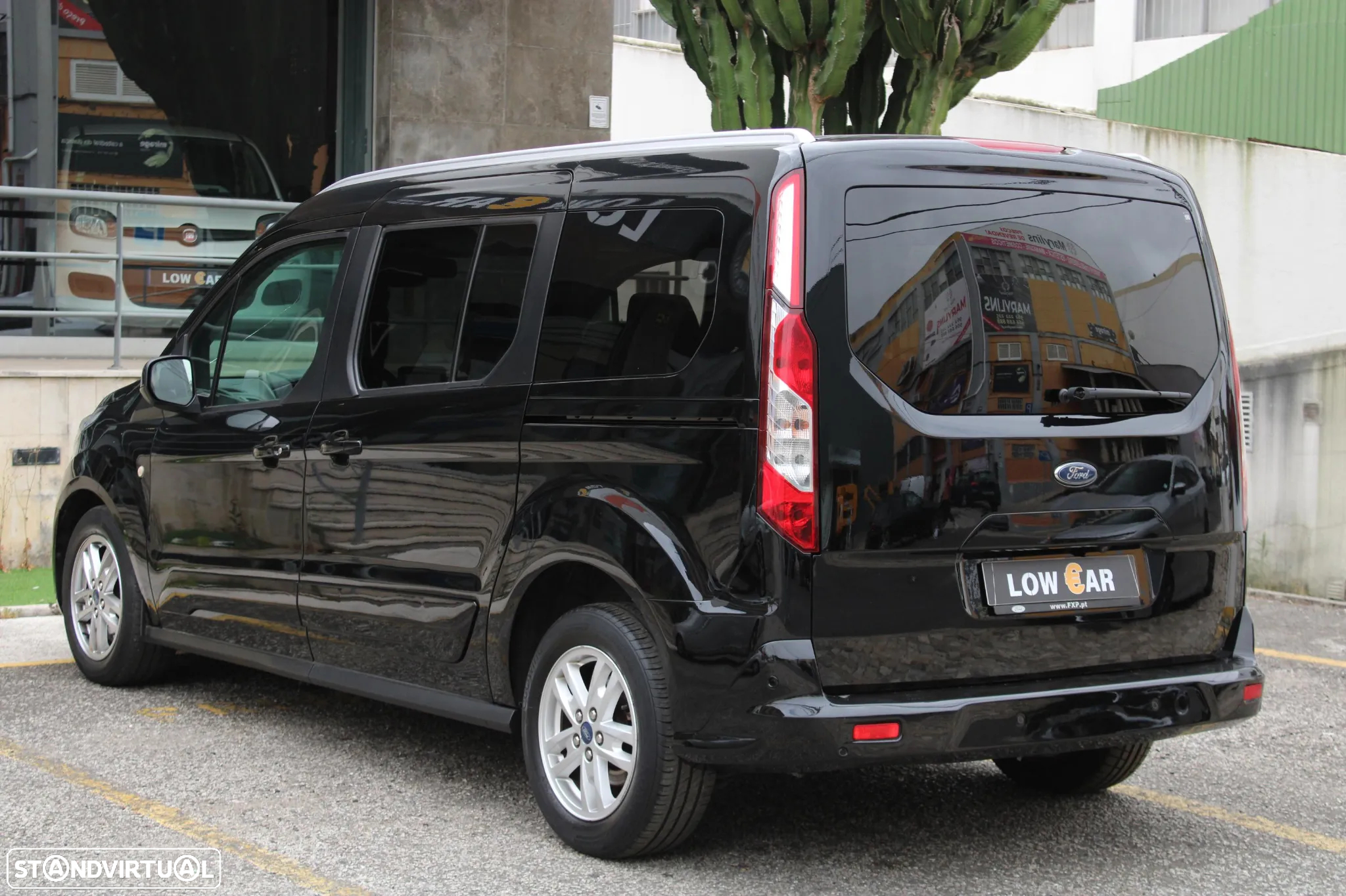 Ford Tourneo Connect Grand 1.5 TDCi Titanium - 12