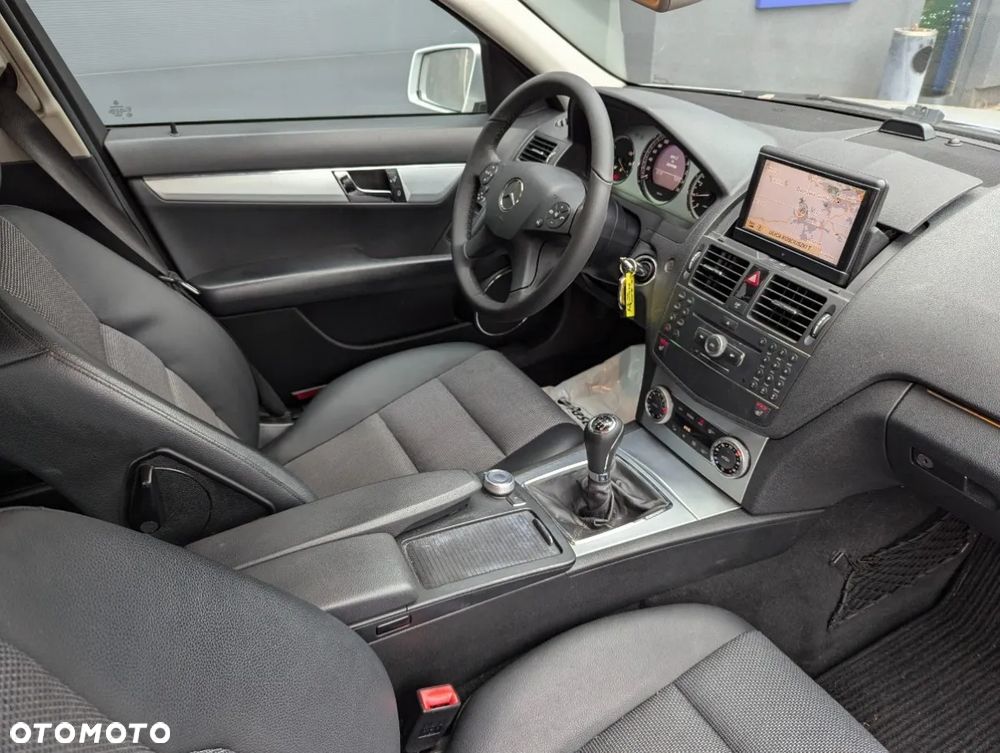 Mercedes-Benz Klasa C 200 Kompressor Avantgarde - 8