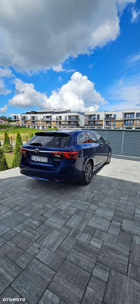 Toyota Avensis 1.8 Selection - 11