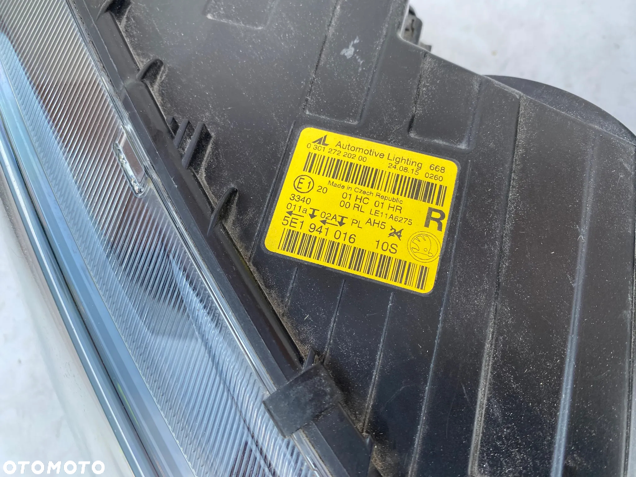 lampy octavia III zwykłe komplet EU całe - 7