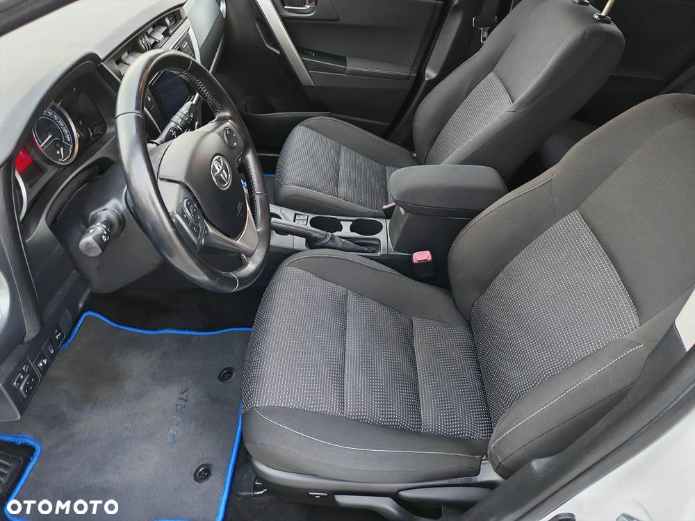 Toyota Auris - 28