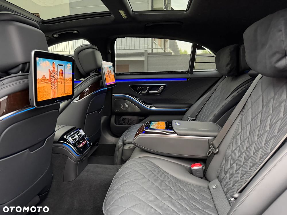 Mercedes-Benz Klasa S 500 4Matic L 9G-TRONIC - 37