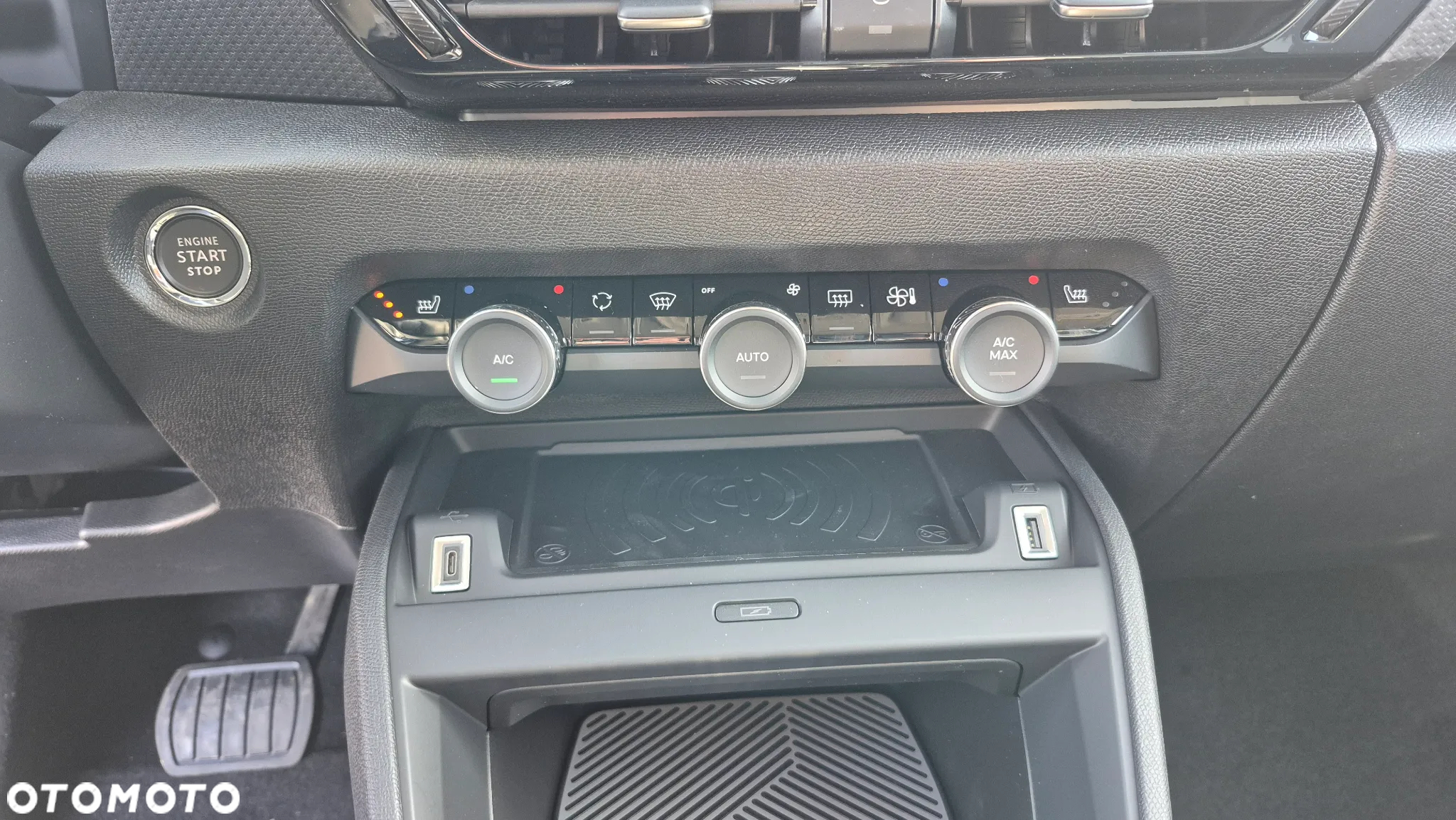 Citroën C4 1.2 PureTech Max S&S EAT8 - 18