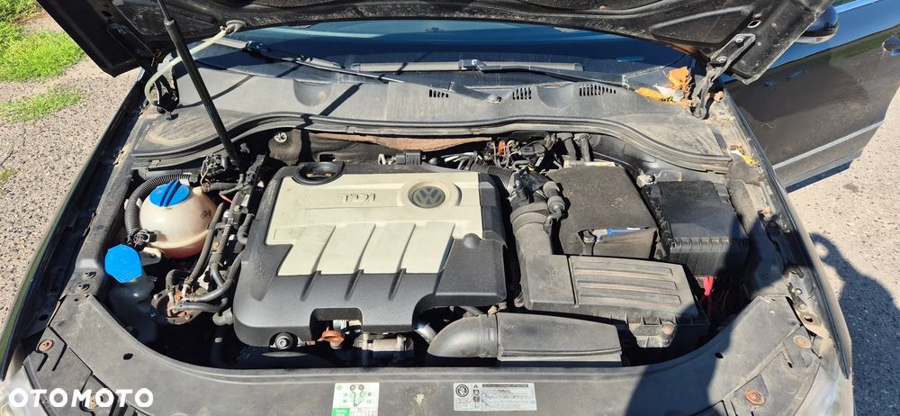 Volkswagen Passat 2.0 TDI Highline - 6