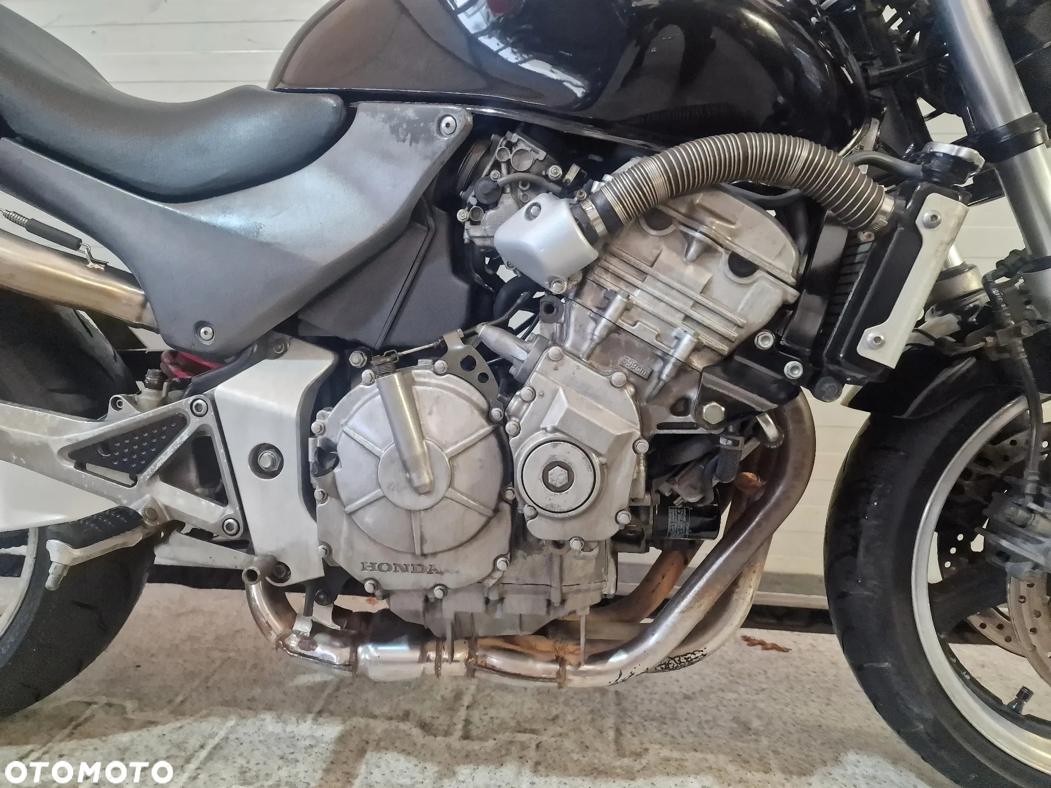 Honda Hornet - 24