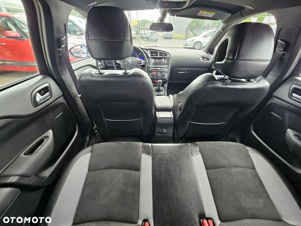 DS Automobiles DS 4 Crossback - 15