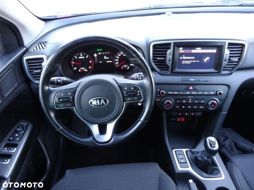 Kia Sportage 1.7 CRDI 2WD Dream-Team Edition - 19