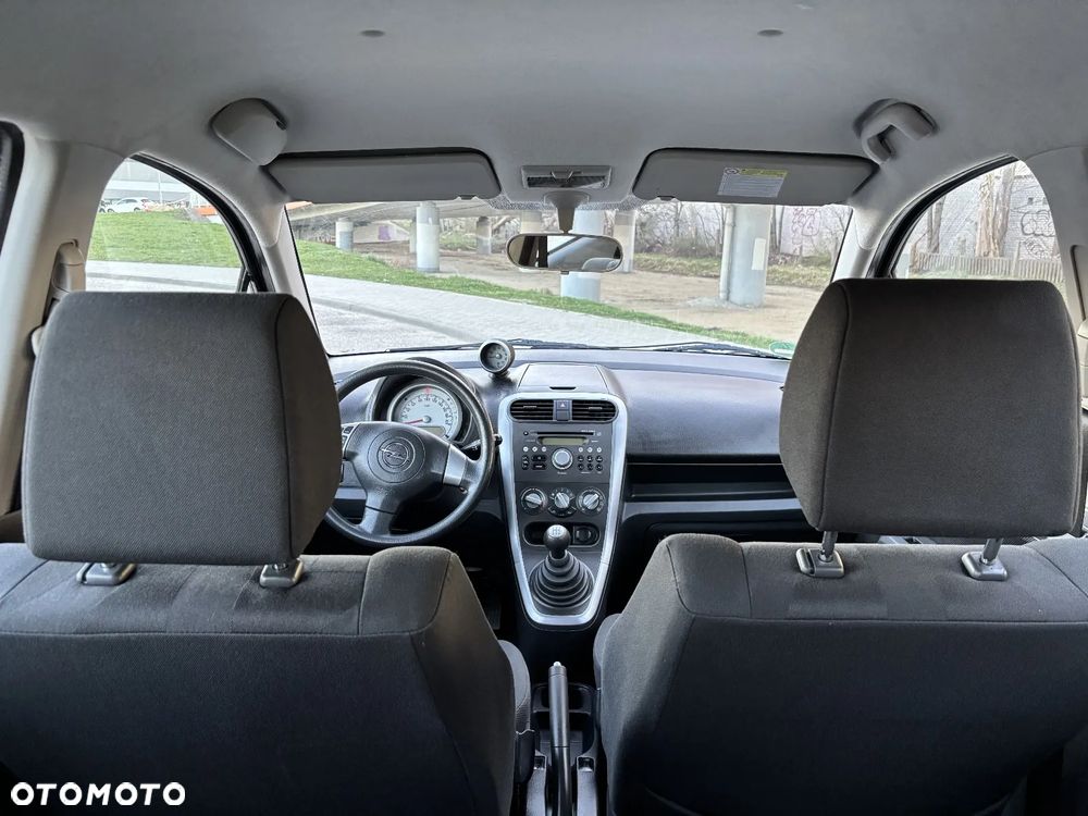 Opel Meriva - 11