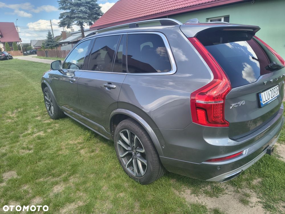 Volvo XC 90 - 8