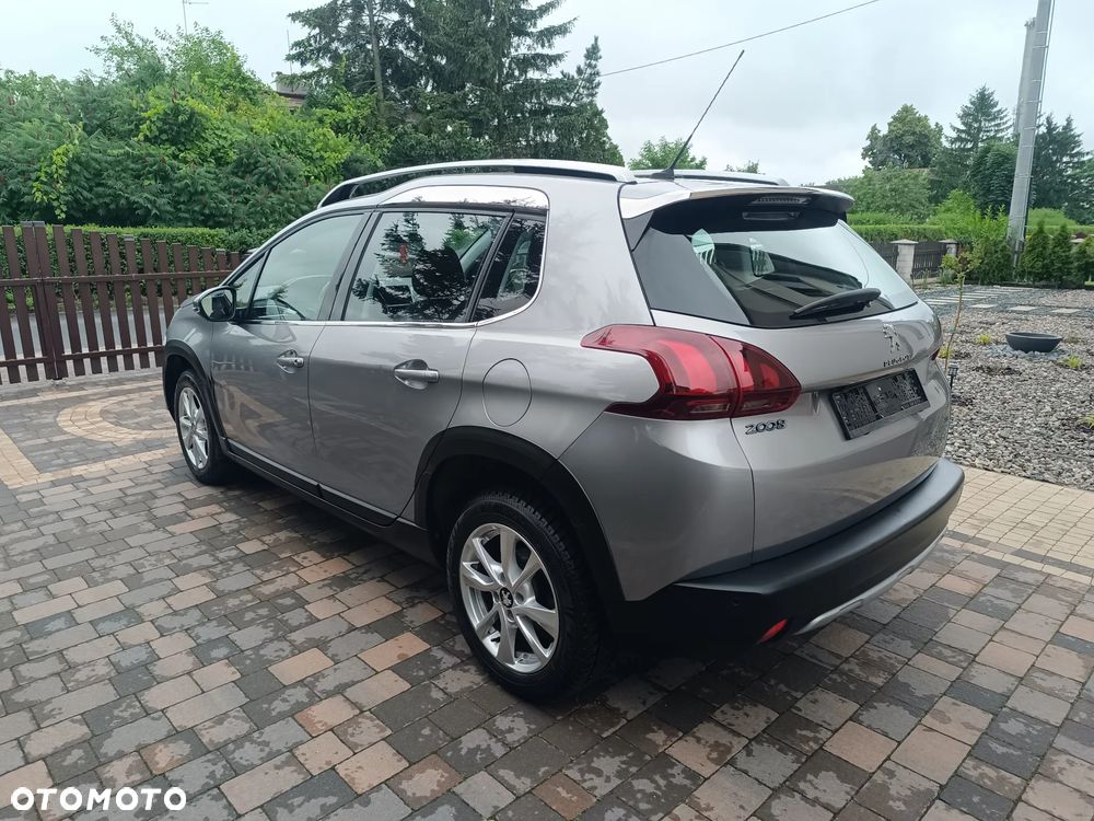 Peugeot 2008 1.6 BlueHDi Allure - 6