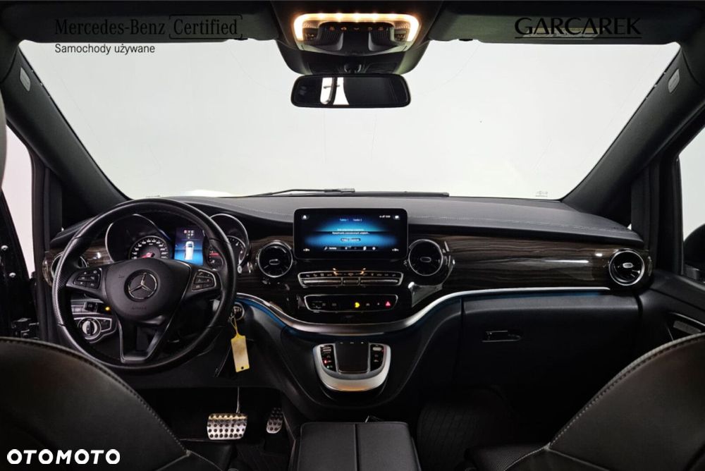 Mercedes-Benz Klasa V - 15