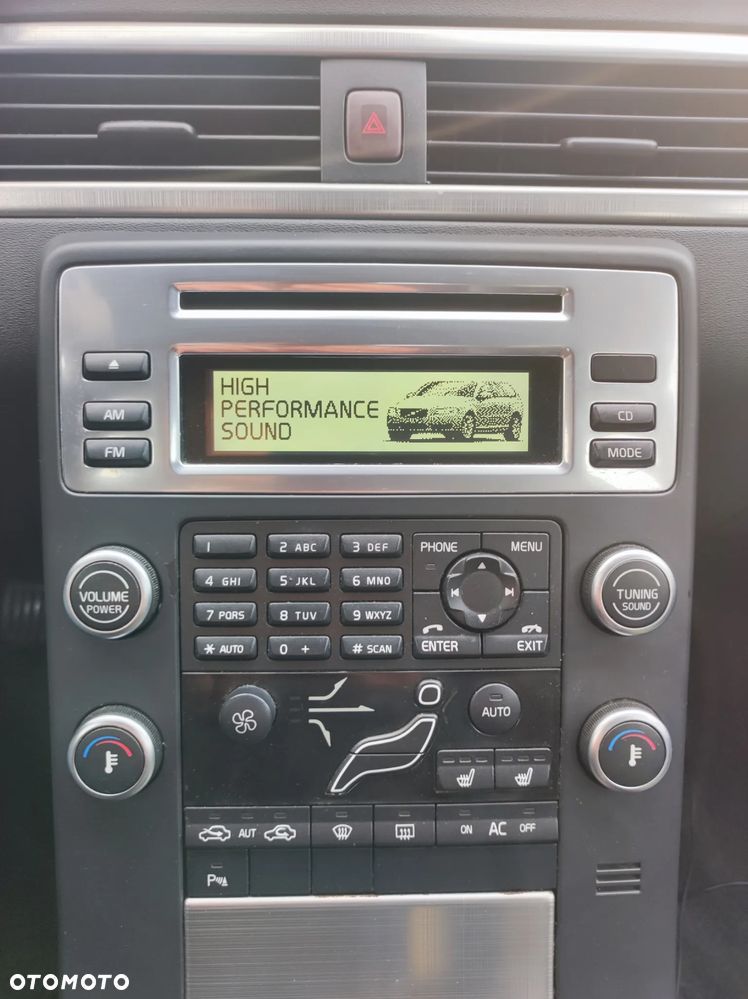 Volvo V70 2.0D Momentum - 16