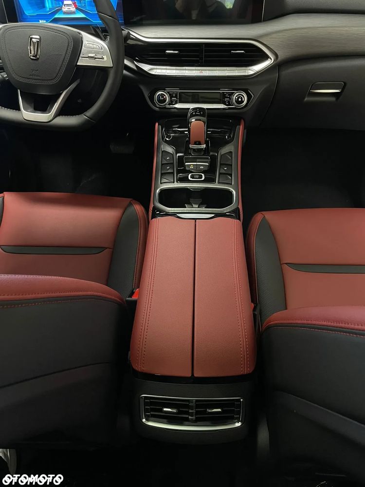 Bestune T77 1.5T Business DCT - 21