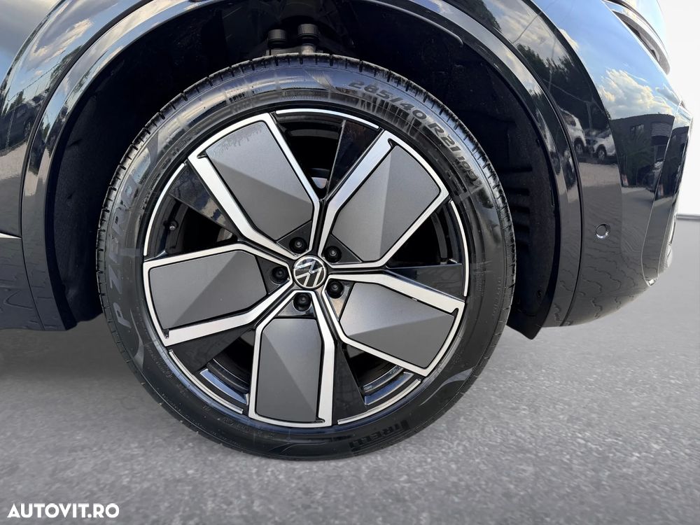 Volkswagen Touareg V6 TDI 4MOTION R-Line - 9