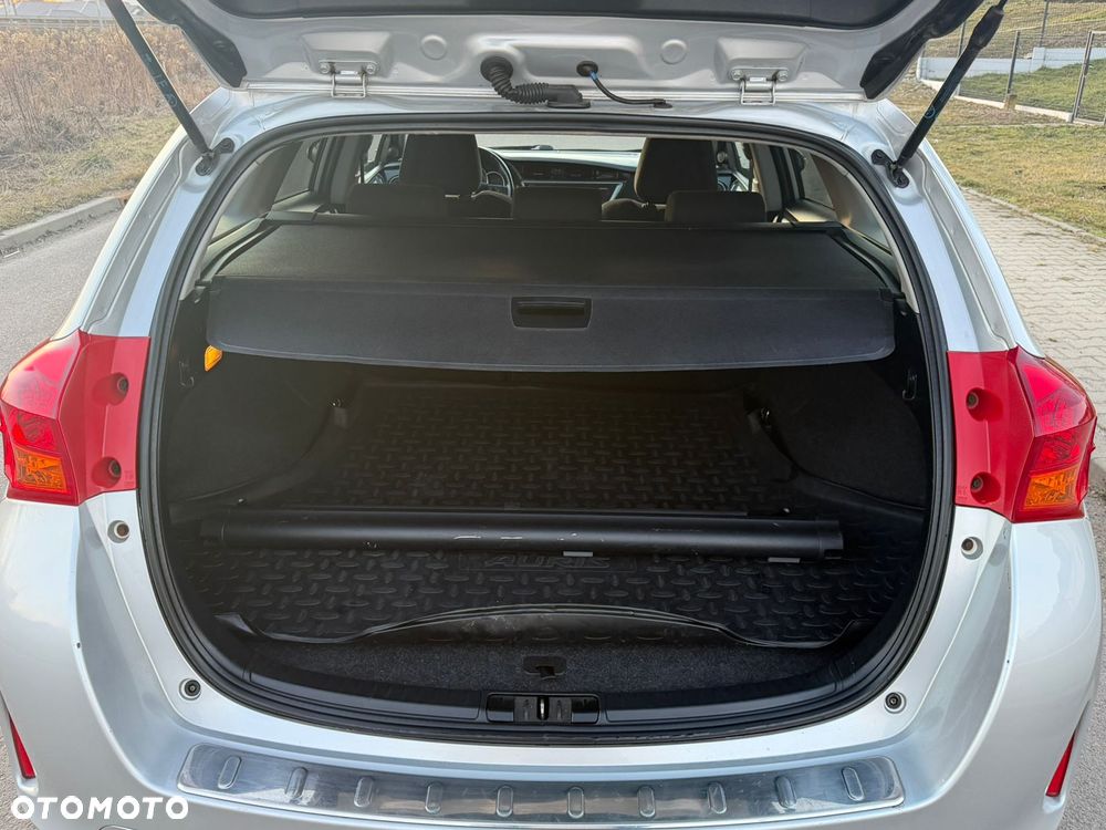 Toyota Auris 1.4 D-4D Life Plus - 16