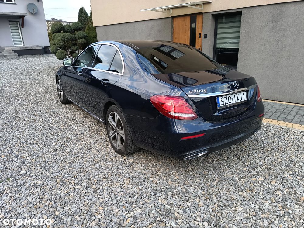 Mercedes-Benz Klasa E - 18