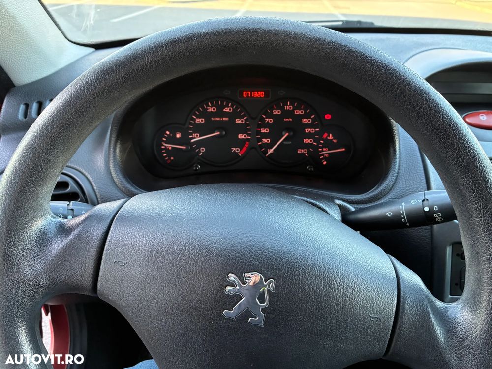 Peugeot 206 - 6