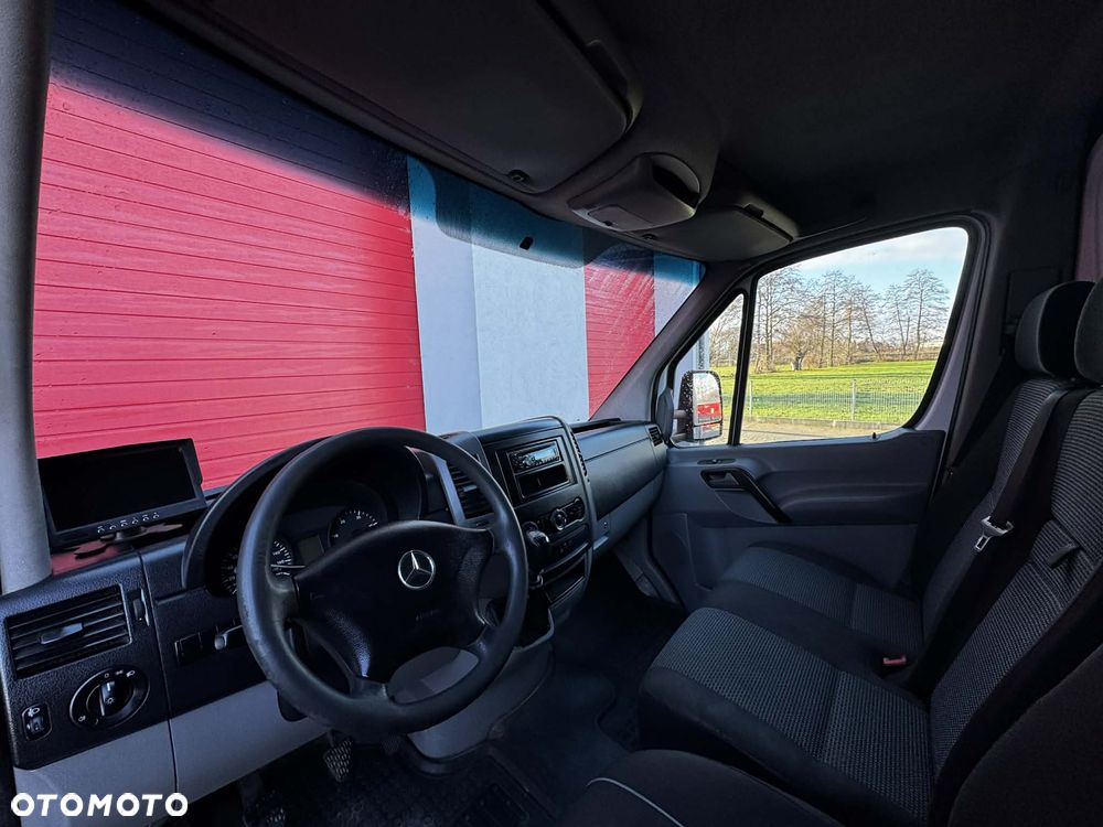 Mercedes-Benz SPRINTER - 6