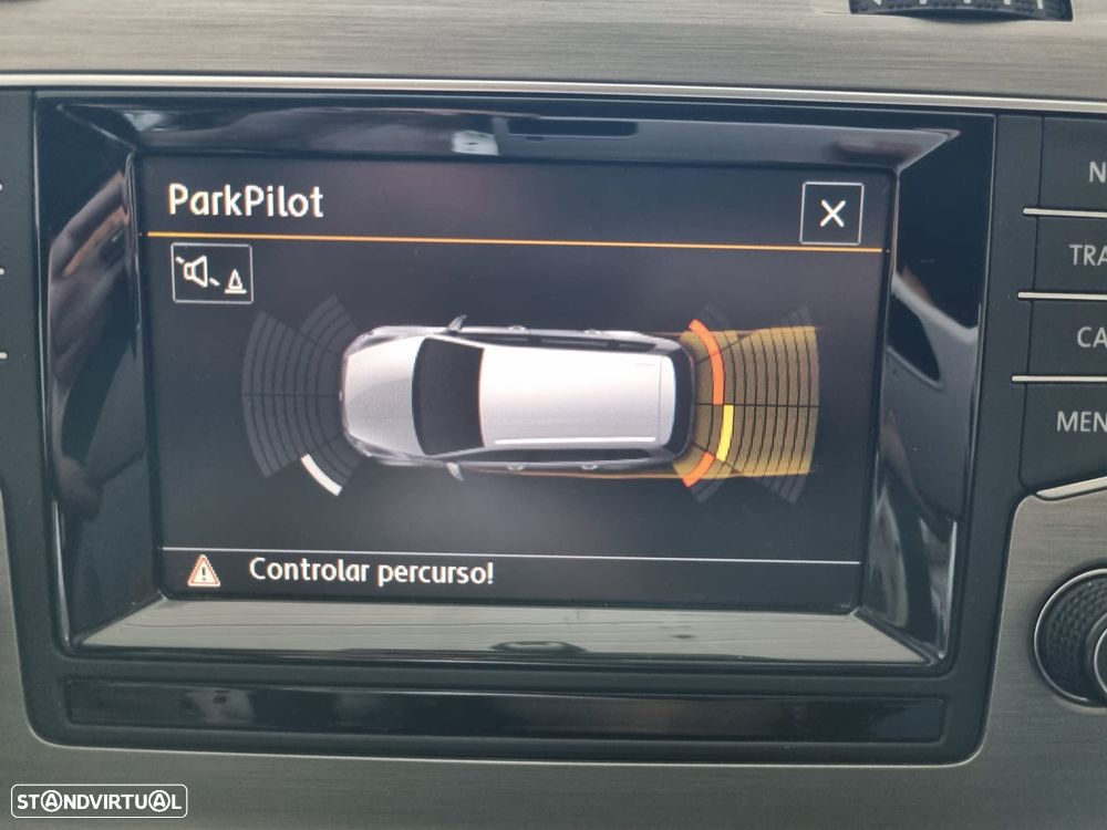 VW Golf Variant 1.6 TDi Confortline - 18