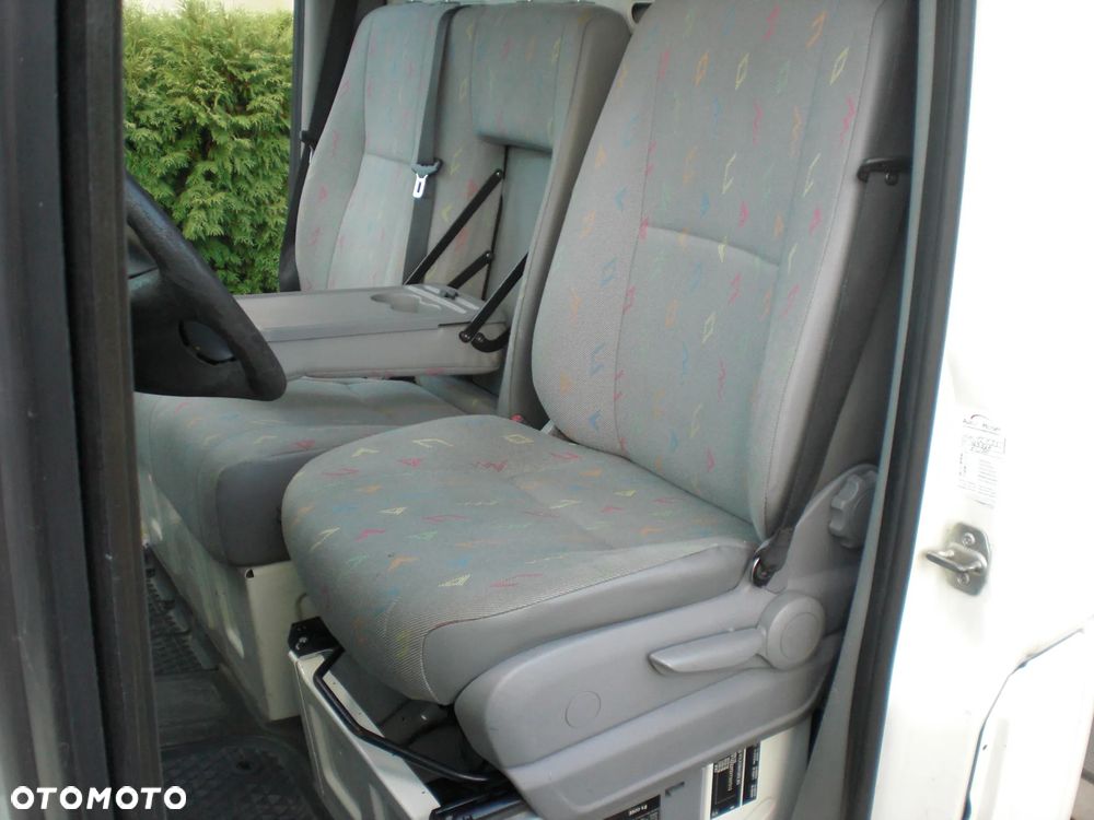 Volkswagen Crafter - 15