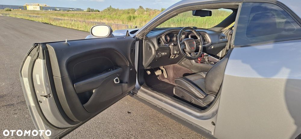 Dodge Challenger 5.7 R/T - 34