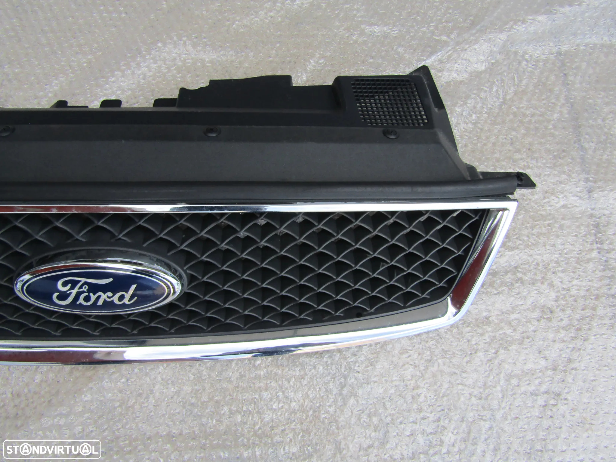 Grelha da Frente Ford C-Max ano 2003 a 2010 ref. 3M51-R8138 - 3