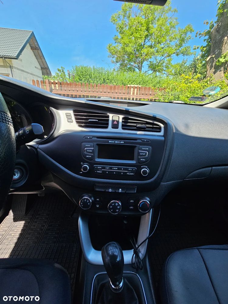 Kia Ceed - 21