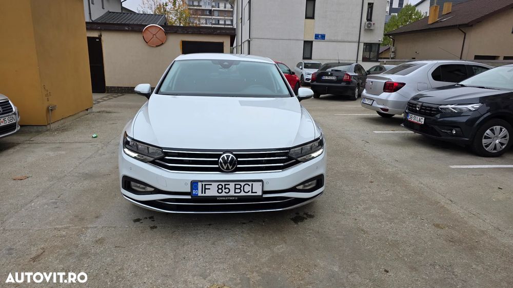Volkswagen Passat 2.0 TDI DSG Comfortline - 5