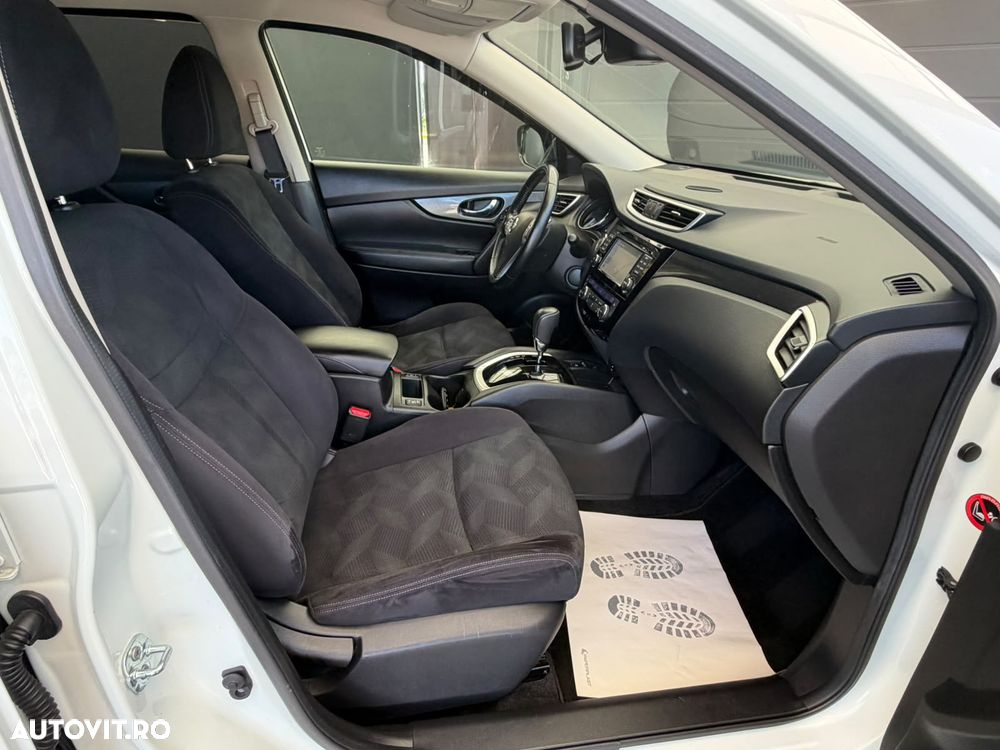Nissan X-Trail 1.6 dCi Xtronic N-Connecta - 13