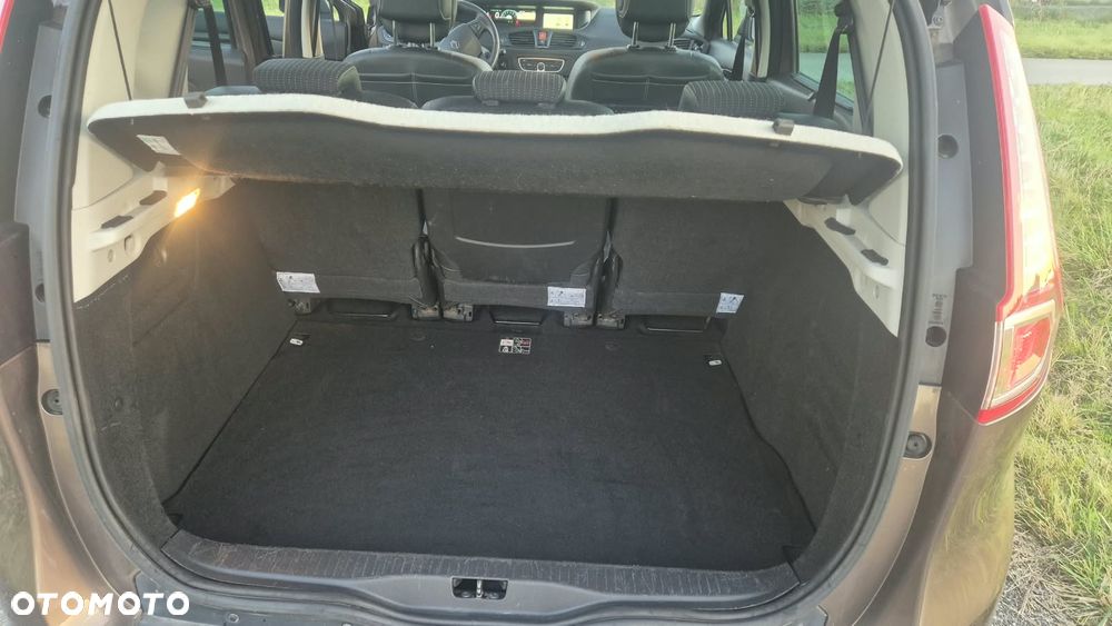 Renault Scenic - 15