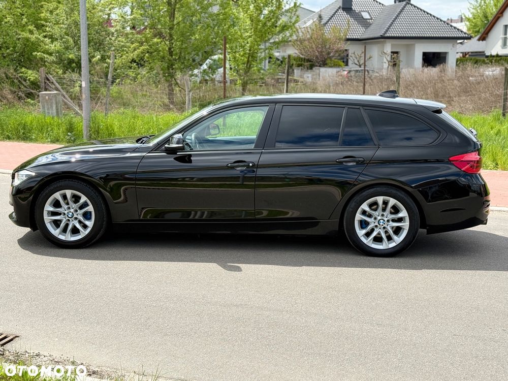 BMW Seria 3 320d Efficient Dynamics Sport Line - 7