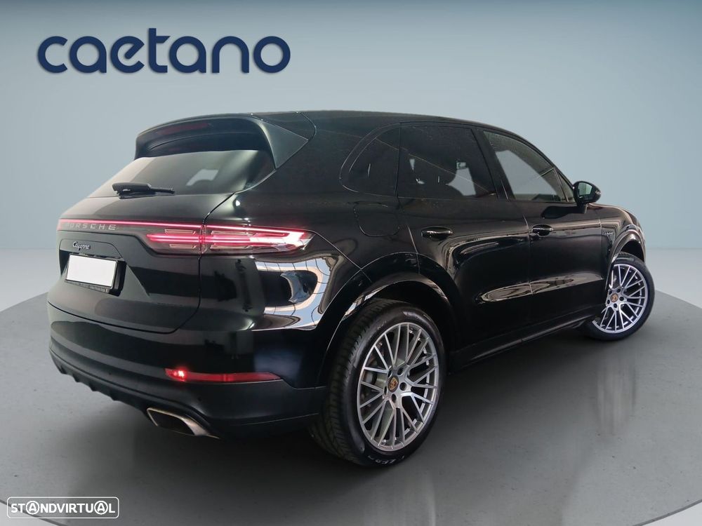 Porsche Cayenne E-Hybrid - 3