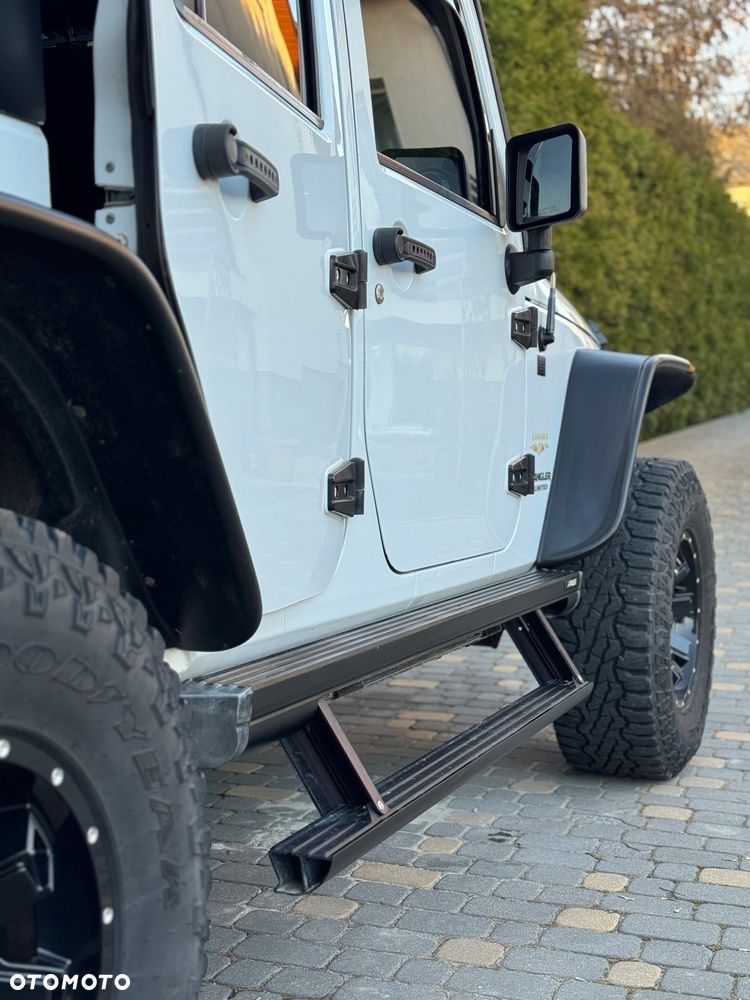 Jeep Wrangler 3.6 Unlim Sahara - 5