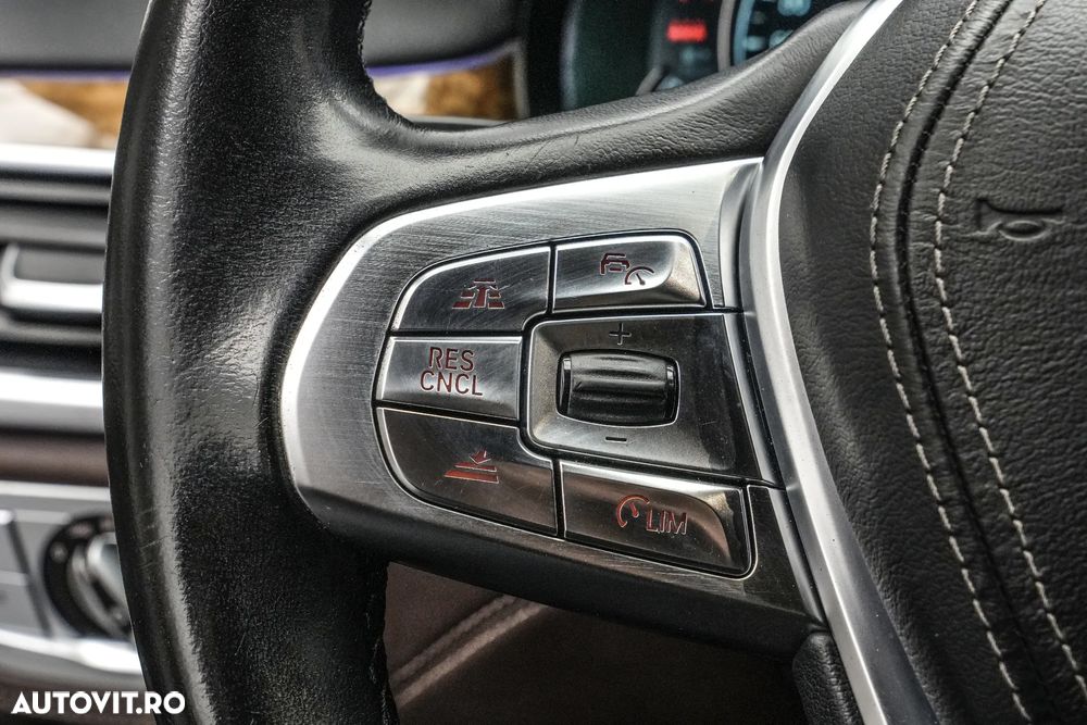 BMW Seria 7 730d - 26