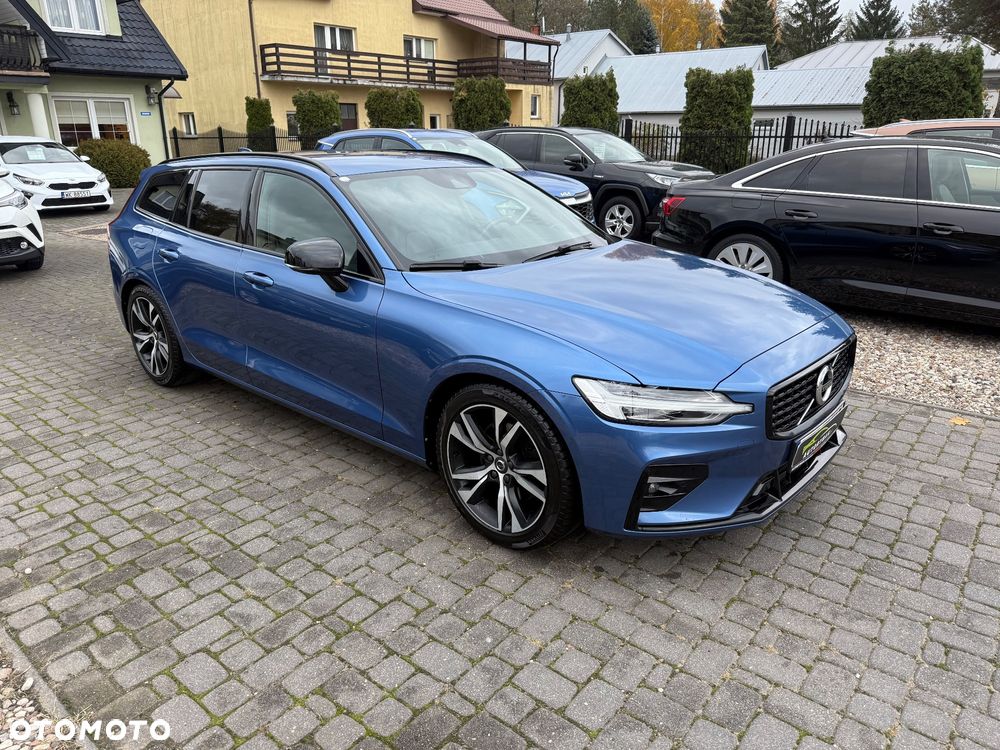 Volvo V60 B4 B R-Design - 29