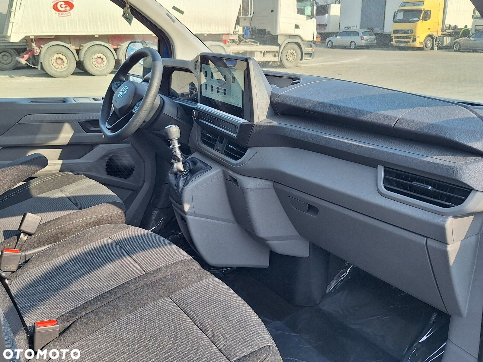 Volkswagen Transporter Furgon, 2,0TDI 150KM, 6-bieg.manualna, r.o :3500 mm - 20