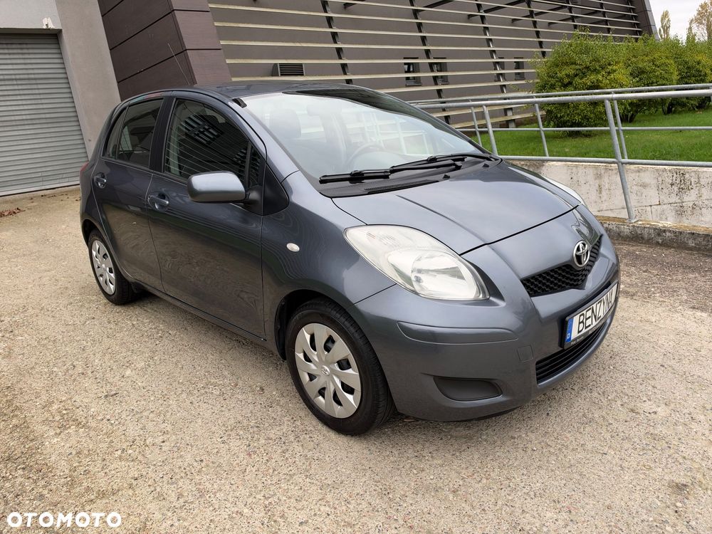 Toyota Yaris - 2