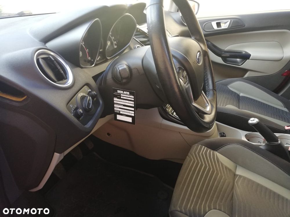 Ford Fiesta 1.0 EcoBoost Titanium ASS - 8