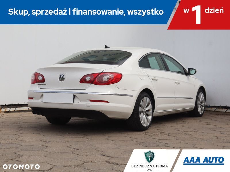 Volkswagen Passat CC - 7